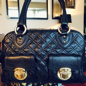 MARC JACOBS CLASSIC QUILTED VENETIA SATCHEL BLACK W/GOLD TONE HARDWARE